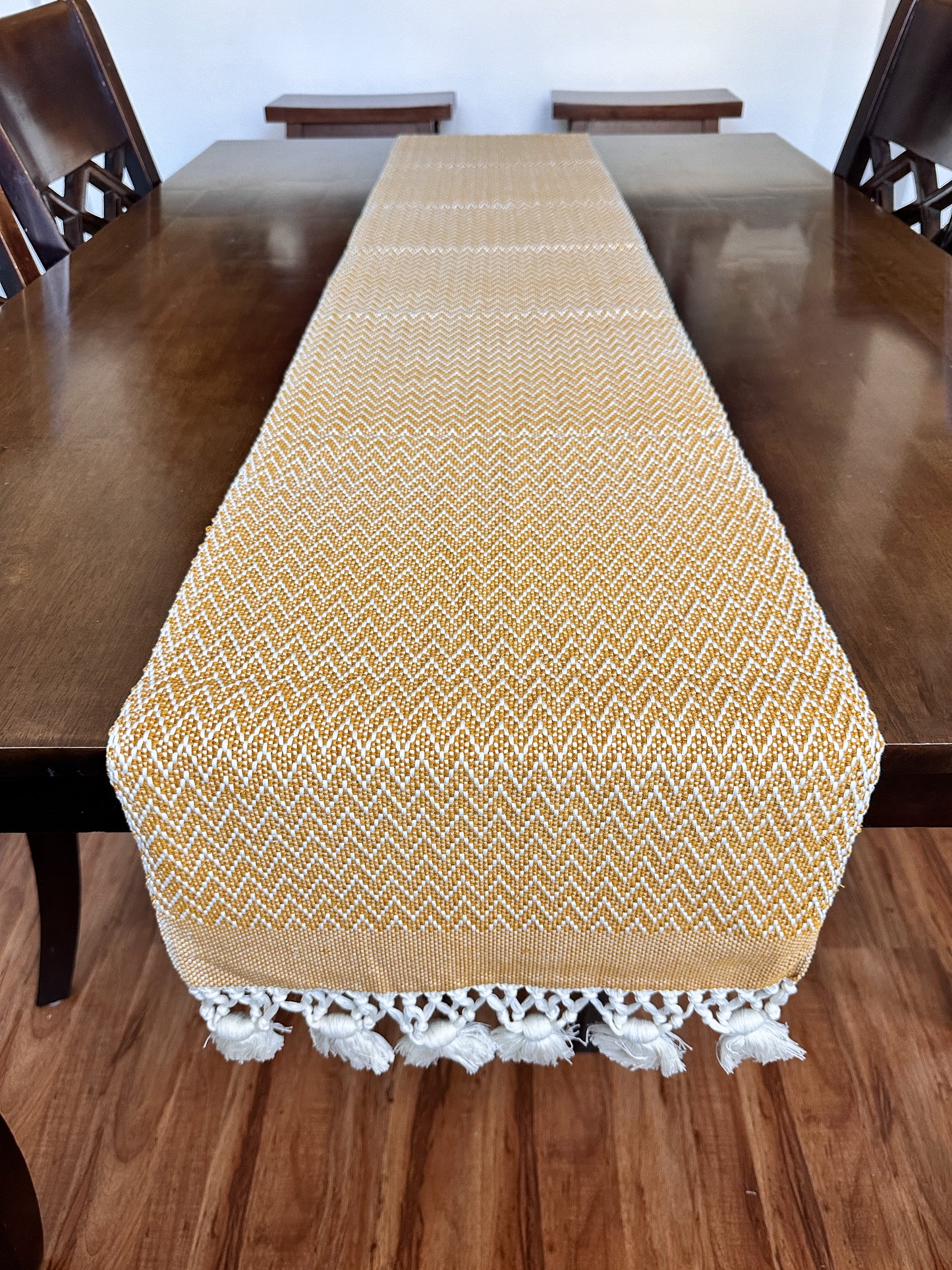 Table Runner Antigua 86"