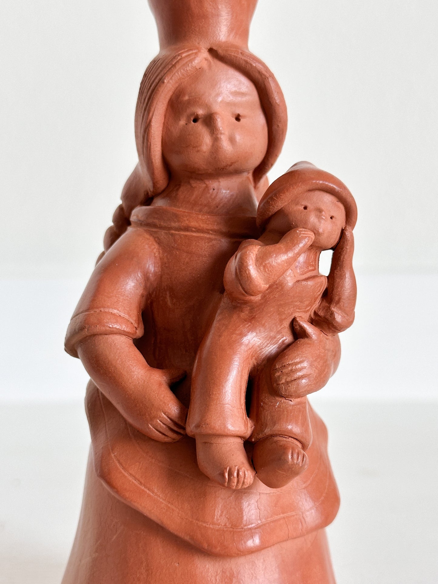 Barro Artisan Women Figurine