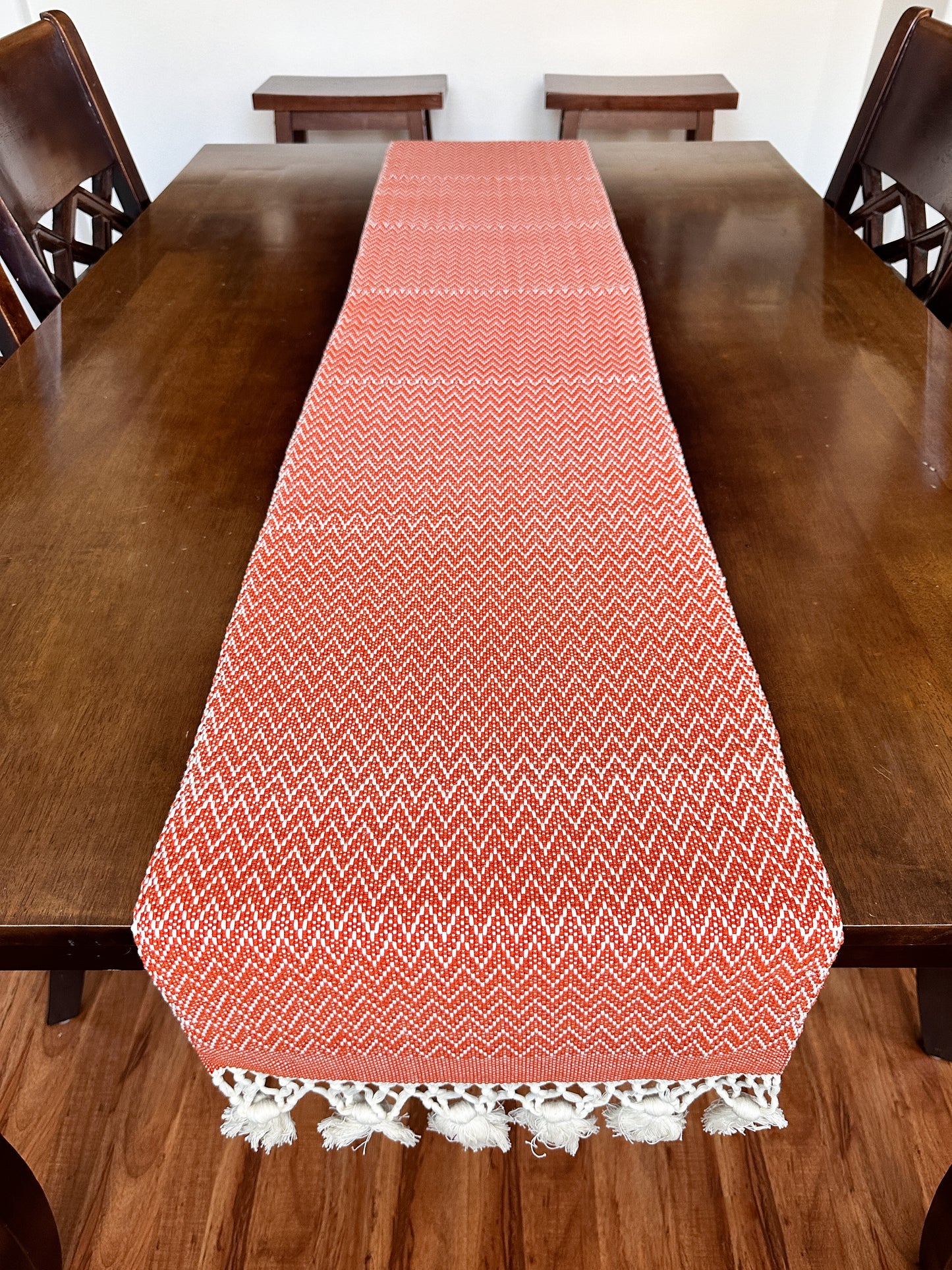 Table Runner Antigua 86"