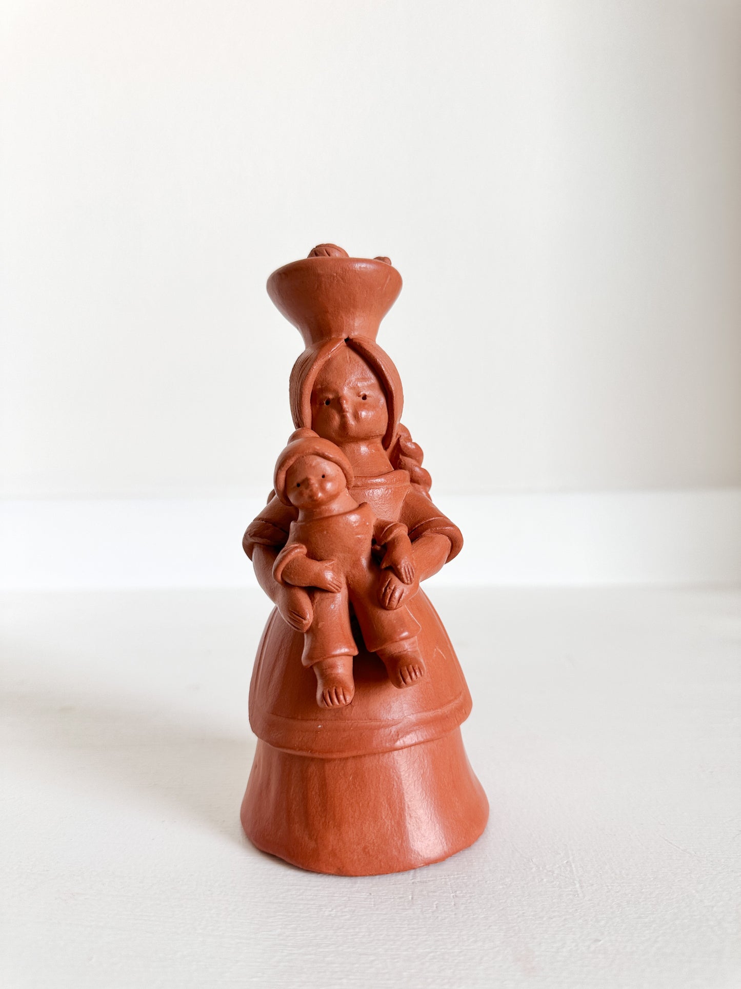 Barro Artisan Women Figurine