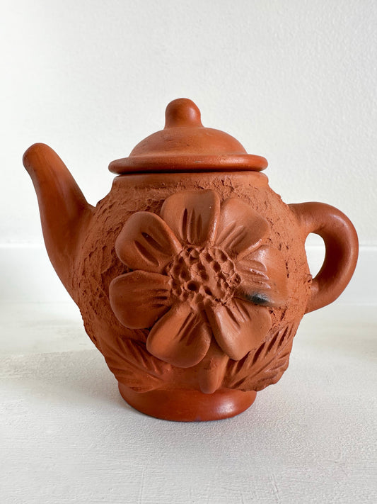 Florecita Teapot